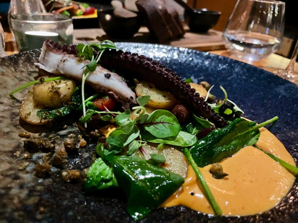 R14 Ravintola Ruoka 2
