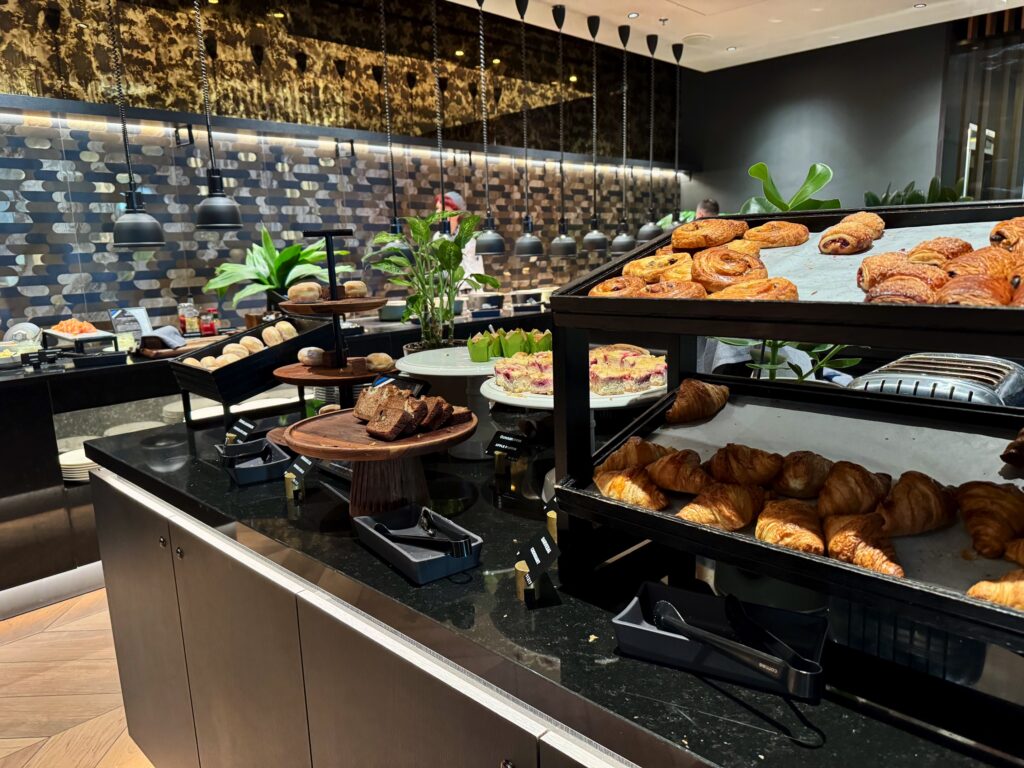 Radisson Collection Hotel Tallinn Aamiainen 15