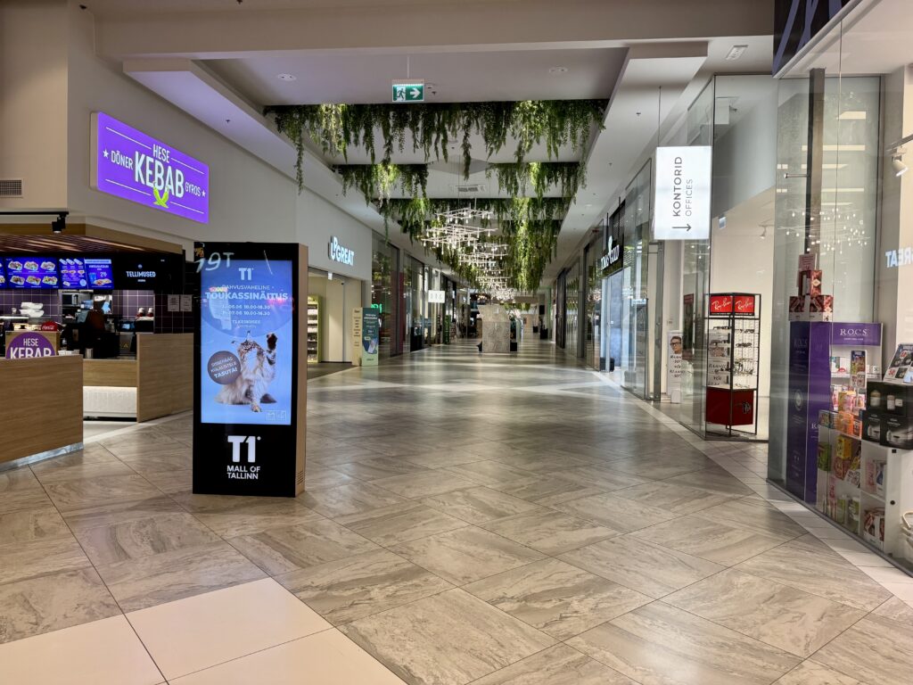 T1 Keskus Tallinna Kauppakeskus 92