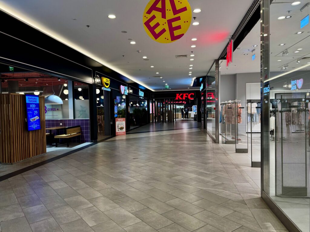 Kristiine Keskus KFC 22
