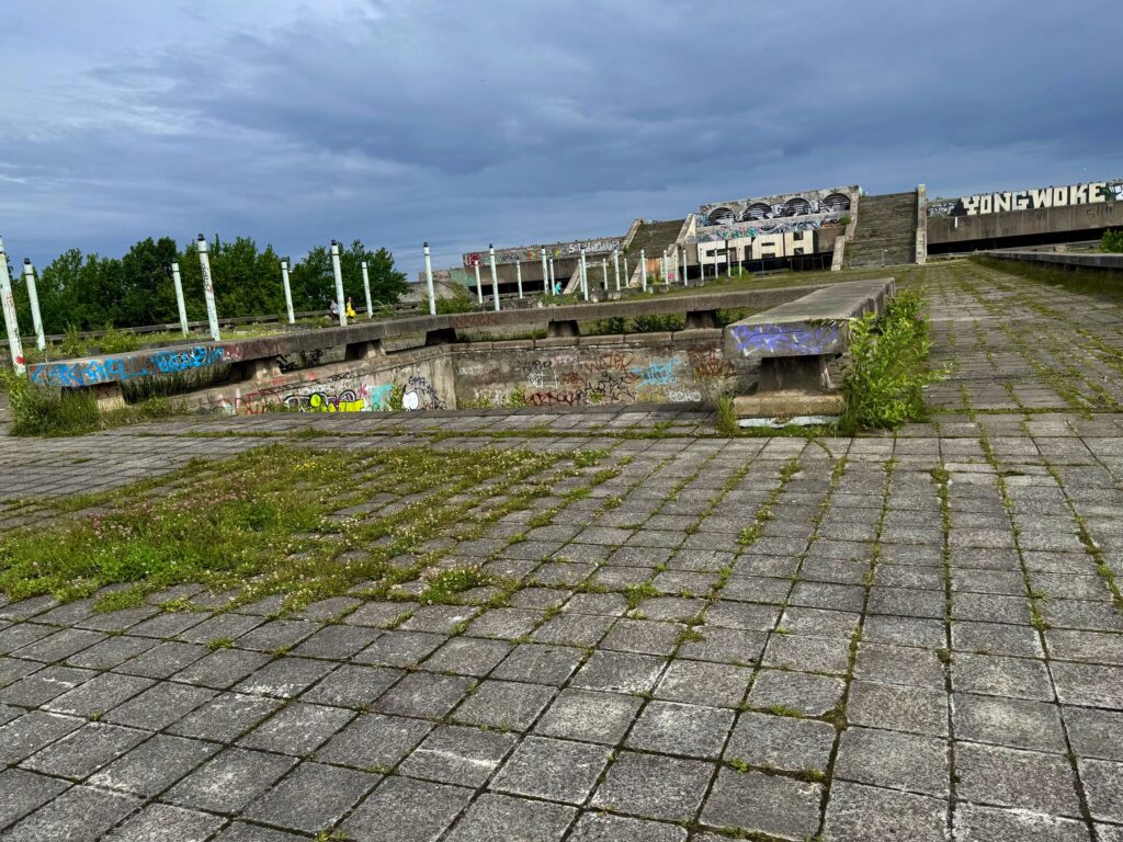 Linnahall 42